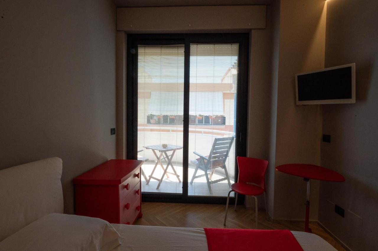 Loft 33 Bed and Breakfast Barletta Buitenkant foto